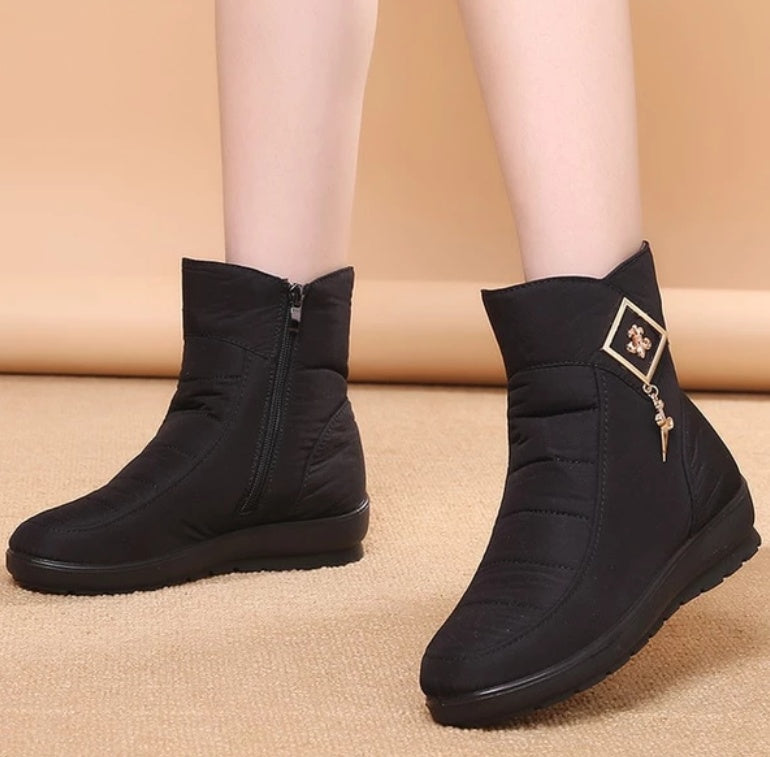 Women's Warm Winter Boots – Cozy, Stylish & Waterproof Snow Boots