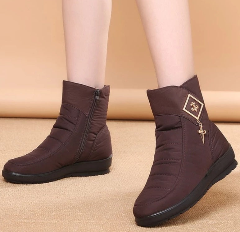 Women's Warm Winter Boots – Cozy, Stylish & Waterproof Snow Boots